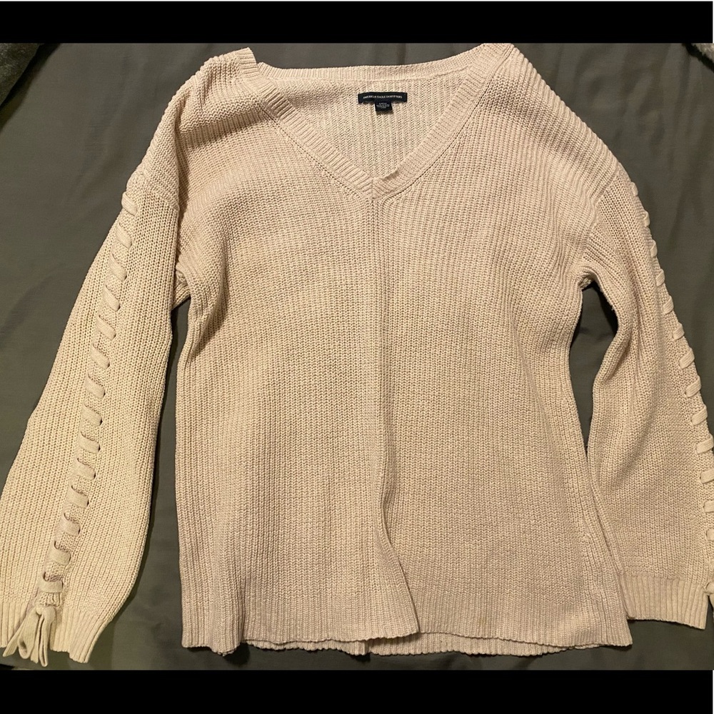 American Eagle sweater